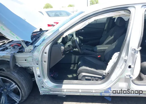 2024 Honda Accord Hybrid Sport-L z USA, uszkodzony, nr VIN 1HGCY2F76RA058662